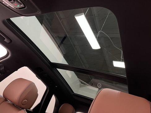 Used 2023 Audi Q5 e Premium Plus w/ Premium Plus Package image 10