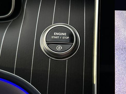 Certified 2025 Mercedes-Benz C 300 4MATIC Sedan image 49