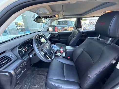 Used 2023 Toyota 4Runner TRD Off-Road Premium w/ Off Road Premium Plus Package AWD/4WD image 9