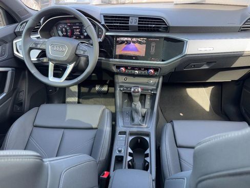 New 2025 Audi Q3 2.0T Premium image 7