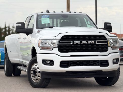 Used 2024 RAM 3500 Big Horn w/ Sport Appearance Package image 2