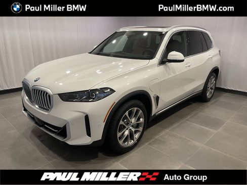 New 2026 BMW X5 xDrive50e w/ Climate Comfort Package image 1