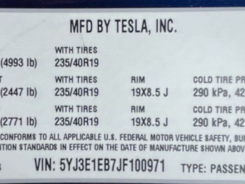 Used 2018 Tesla Model 3 Long Range image 38