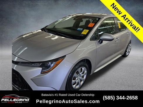 Used 2020 Toyota Corolla LE image 1