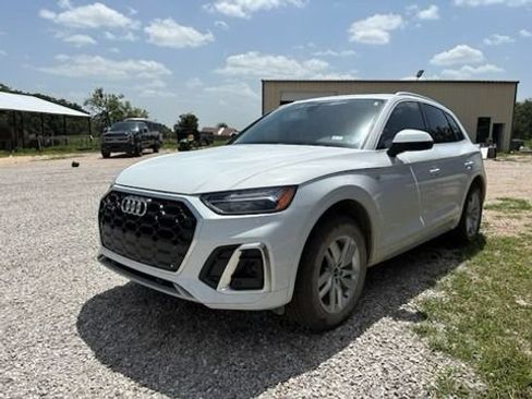Used 2022 Audi Q5 2.0T Premium AWD/4WD image 2