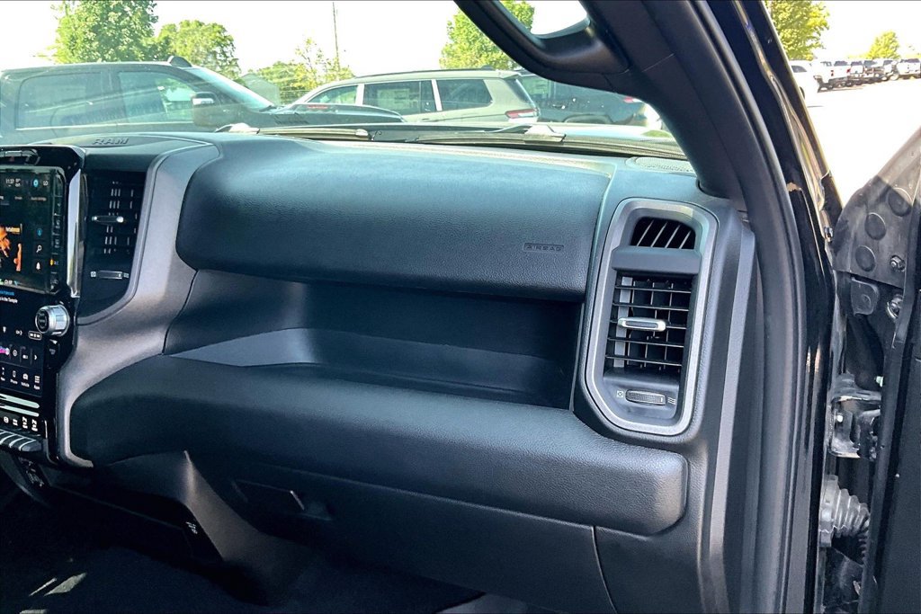 Used 2026 RAM 3500 Tradesman AWD/4WD image 16