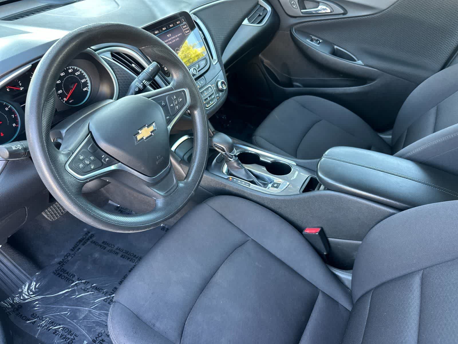 Used 2023 Chevrolet Malibu LT FWD image 12