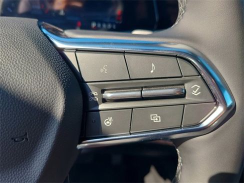 New 2026 Chevrolet Equinox LT image 23