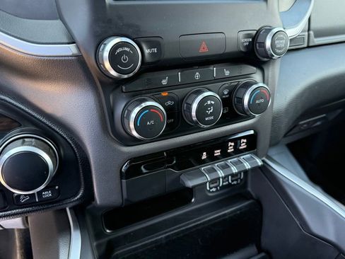 Used 2020 RAM 1500 Big Horn AWD/4WD image 23
