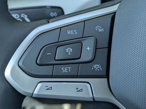New 2026 Volkswagen Taos S FWD image 23