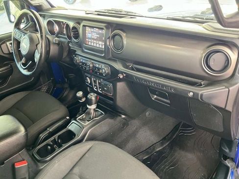 Used 2019 Jeep Wrangler Sport image 21