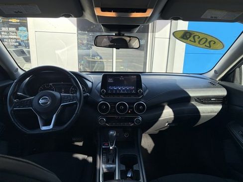 Used 2022 Nissan Sentra SV w/ All-Weather Package image 17