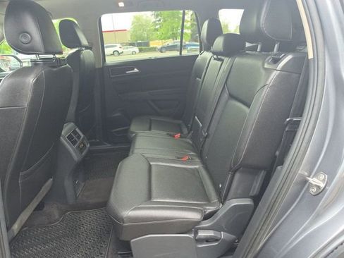 Used 2018 Volkswagen Atlas SEL FWD image 10