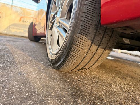 Used 2020 Hyundai Elantra SEL image 41