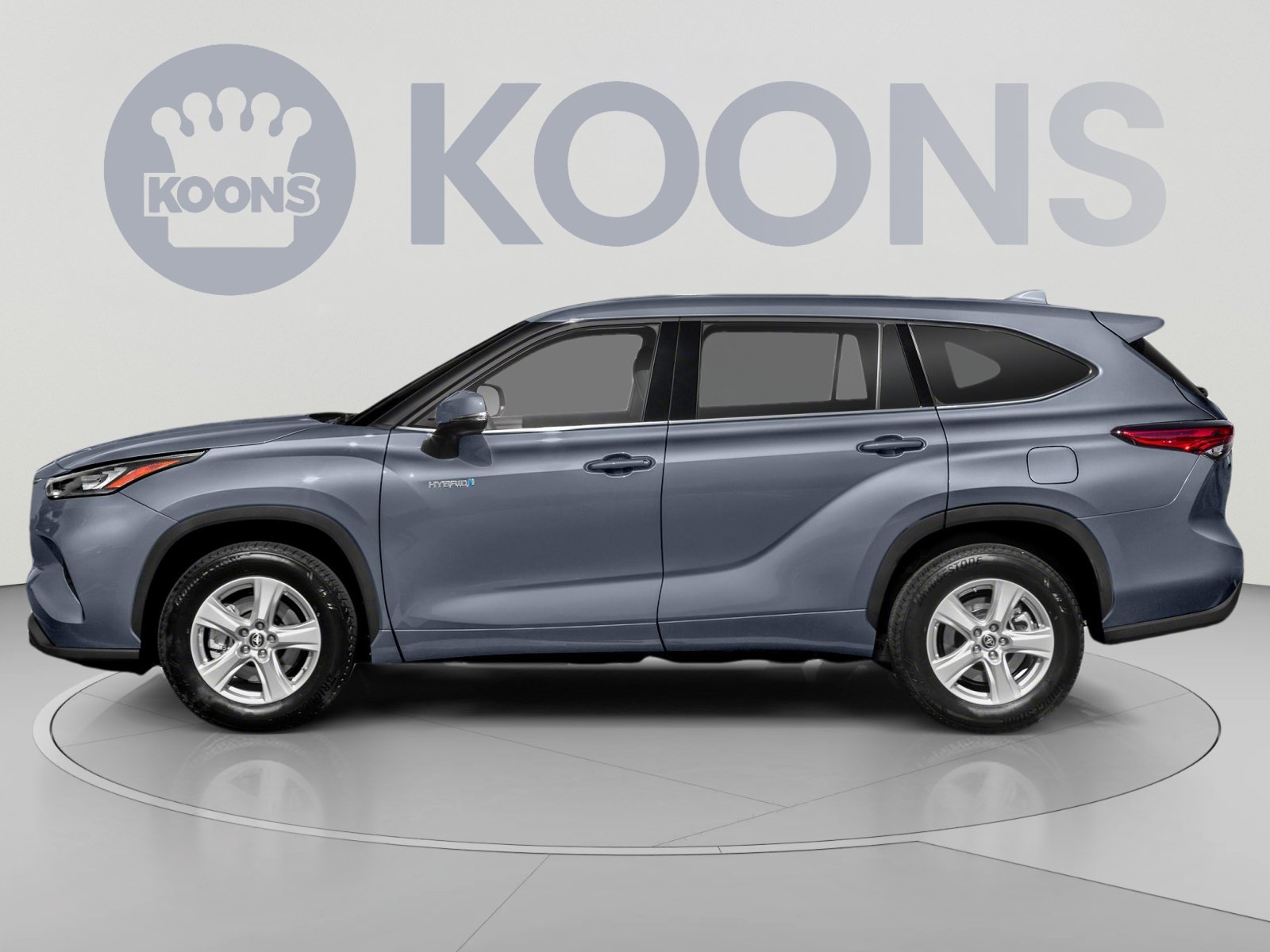 Used 2021 Toyota Highlander XLE AWD/4WD image 4
