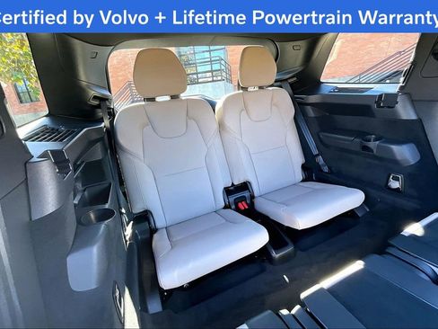 Used 2025 Volvo XC90 B6 Plus image 37