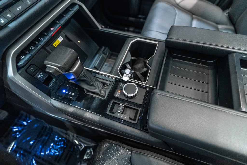 Certified 2024 Toyota Tundra Limited AWD/4WD image 27