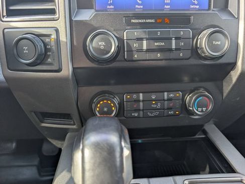 Used 2019 Ford F150 Raptor w/ Equipment Group 801A Mid AWD/4WD image 17