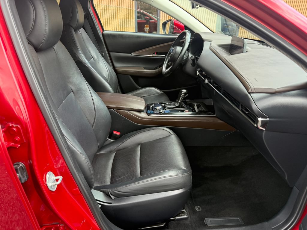 Used 2023 MAZDA CX-30 AWD 2.5 S w/ Premium Package image 22