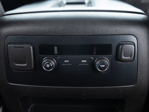 Used 2015 Chevrolet Tahoe LT AWD/4WD image 38
