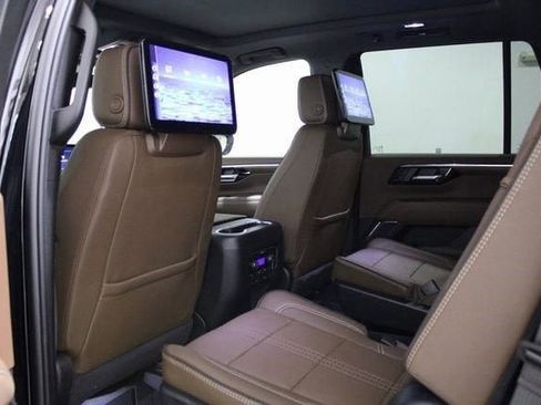 New 2026 Chevrolet Tahoe High Country image 19