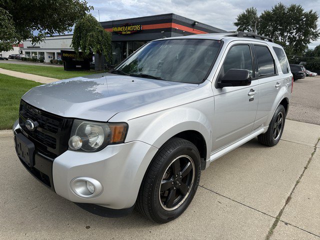 Used 2010 Ford Escape XLT AWD/4WD image 1