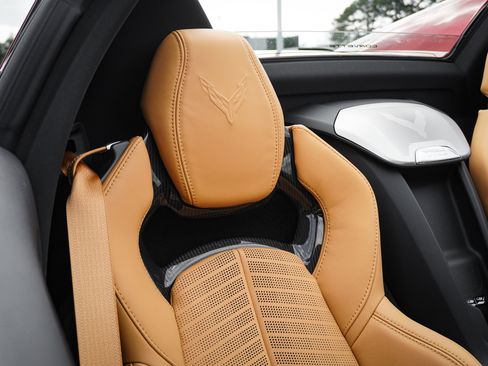 Used 2024 Chevrolet Corvette Z06 w/ Z07 Performance Package image 33