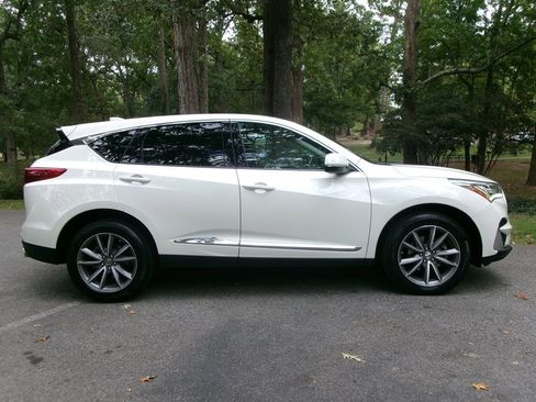 Used 2019 Acura RDX AWD w/ Technology Package image 4