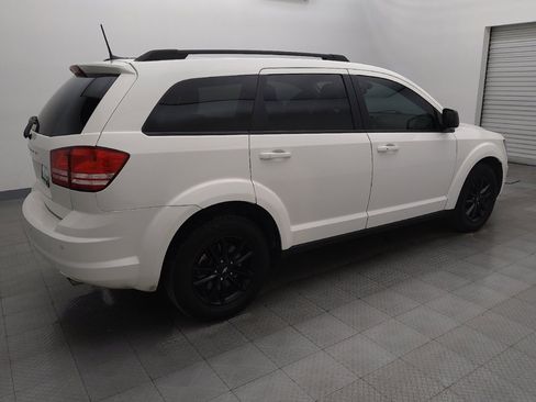 Used 2020 Dodge Journey SE w/ SE Popular Equipment Group image 10