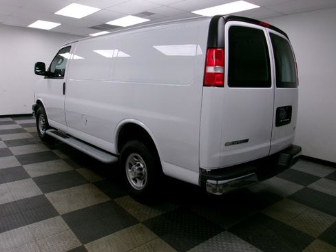Used 2024 Chevrolet Express 2500 w/ Driver Convenience Package image 2