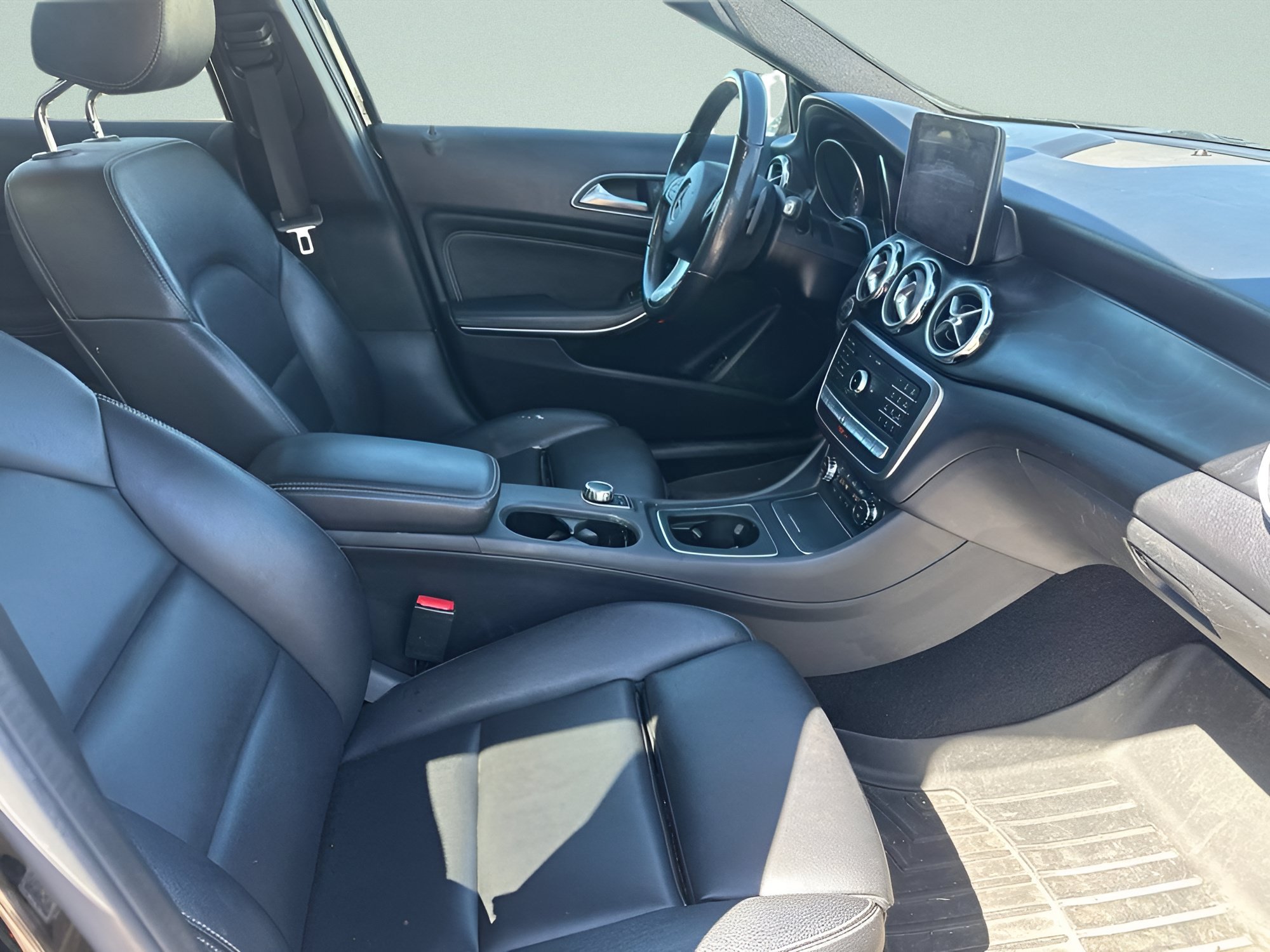 Used 2019 Mercedes-Benz GLA 250 4MATIC image 15