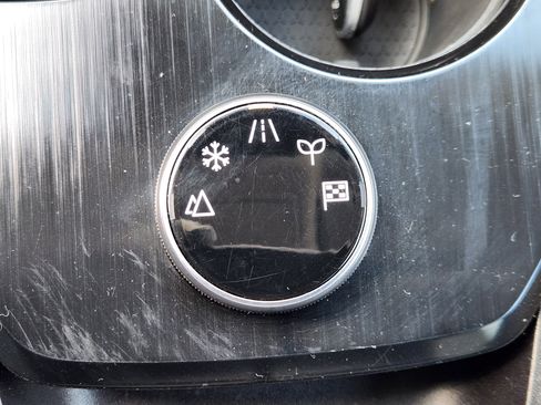 Used 2023 Nissan Rogue SV image 21