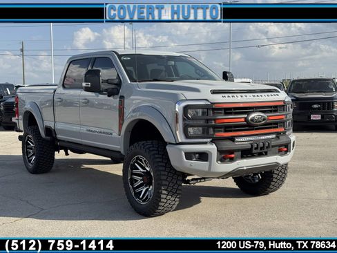 New 2026 Ford F250 Lariat w/ Black Appearance Package AWD/4WD image 4