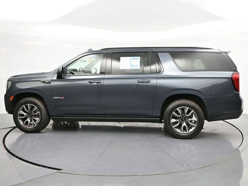 Used 2021 GMC Yukon XL AT4 w/ AT4 Premium Plus Package AWD/4WD image 4