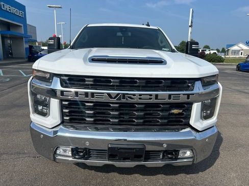 Used 2022 Chevrolet Silverado 2500 LT w/ Convenience Package AWD/4WD image 2