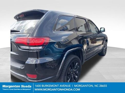 Used 2021 Jeep Grand Cherokee Laredo X image 5