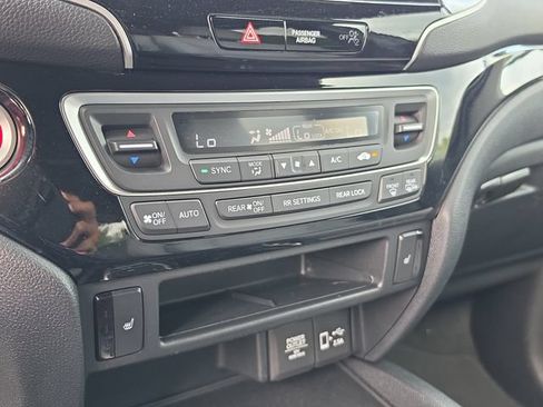 Used 2021 Honda Passport Touring image 29
