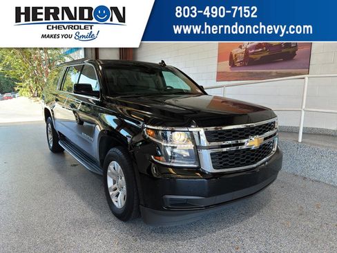 Used 2020 Chevrolet Suburban LT image 1