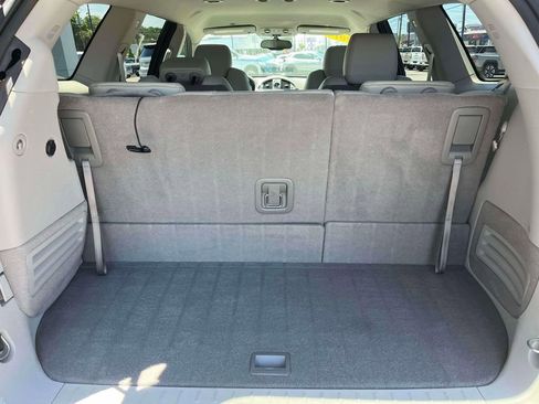 Used 2014 Buick Enclave Leather w/ Trailering Provision Package FWD image 18