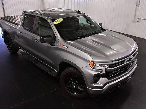 Used 2024 Chevrolet Silverado 1500 RST AWD/4WD image 15