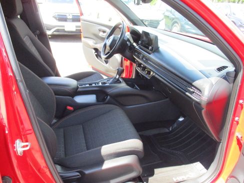 Certified 2024 Honda HR-V Sport image 15