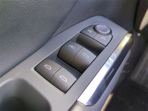 New 2026 Chevrolet Traverse LT w/ Driver Confidence Package image 24