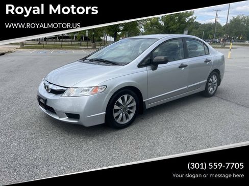 Used 2010 Honda Civic DX-VP image 1