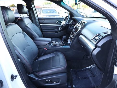 Used 2016 Ford Explorer Sport w/ Equipment Group 401A AWD/4WD image 19