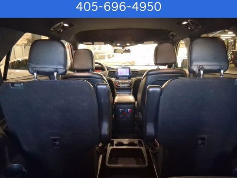 Used 2020 Ford Explorer XLT w/ Comfort Package image 18