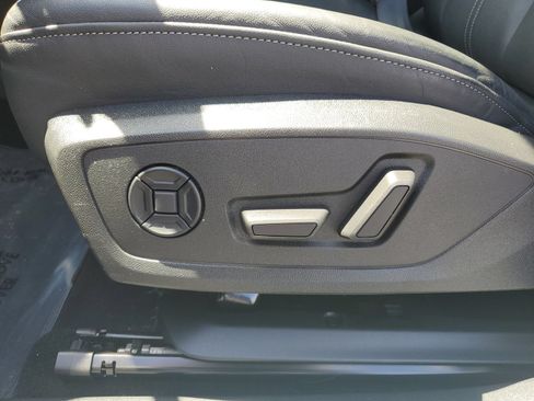 Used 2023 Audi Q4 e-tron Premium Plus w/ Premium Plus AWD/4WD image 22