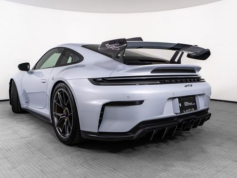 Used 2025 Porsche 911 GT3 RWD image 3