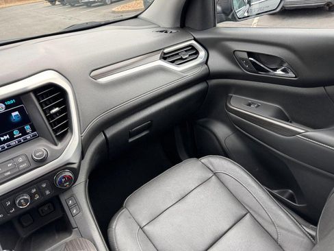 Used 2017 GMC Acadia SLT image 15