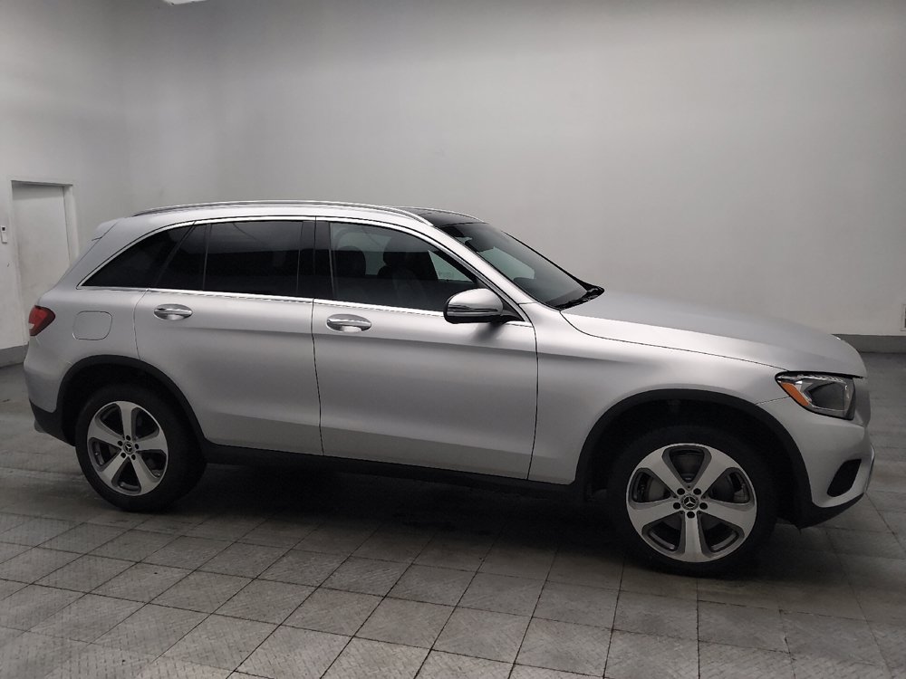 Used 2019 Mercedes-Benz GLC 300 4MATIC w/ Premium Package image 11