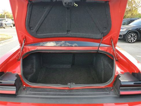 Used 2022 Dodge Challenger GT image 5